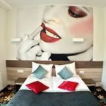 Hotel Algiro 3*