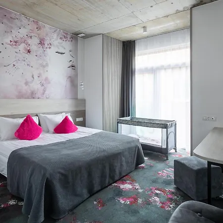 Algiro Hotel