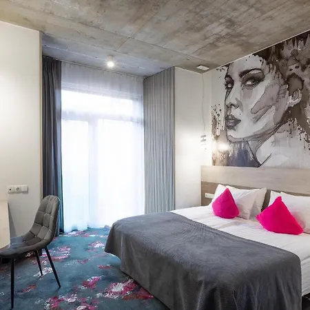 Algiro Hotel 3*