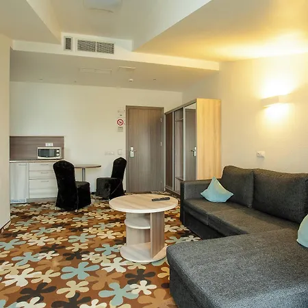 Algiro Hotel